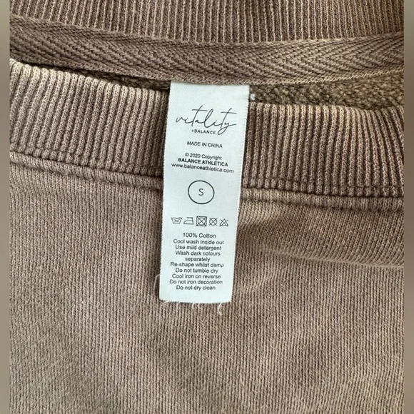 Balance Athletica Vitality Cropped Crew Neck Sweatshirt - Picture 4 of 6